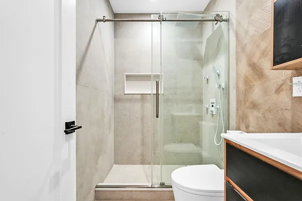 Rented by Hillel Realty Group | media 9