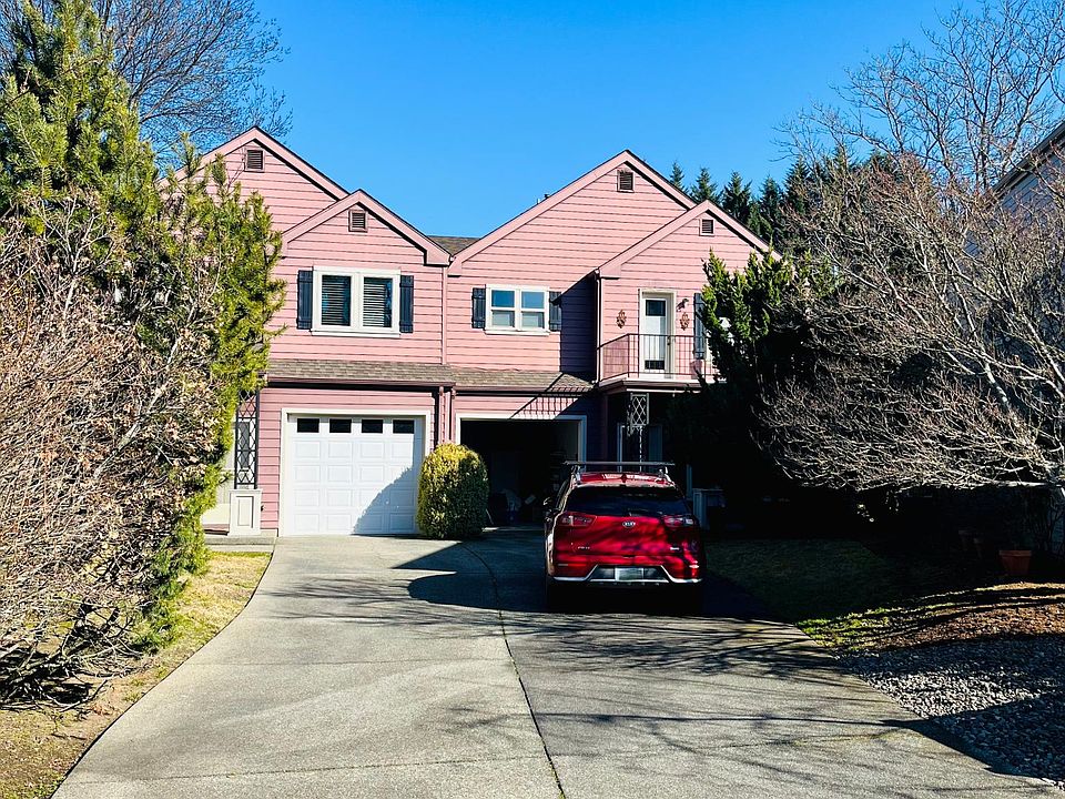 1st image of 260 Jackson Creek Dr