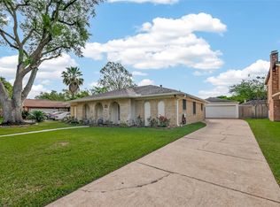 9818 Sagemoss Ln, Houston, TX 77089