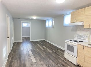 1157 Meander Ct, Mississauga, ON L4Y 4A7