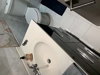 Rented by Flatiron Real Estate Advisors LLC