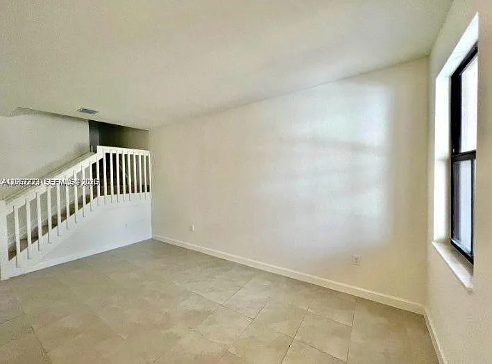 Silver Palm Residential H — Photo 4