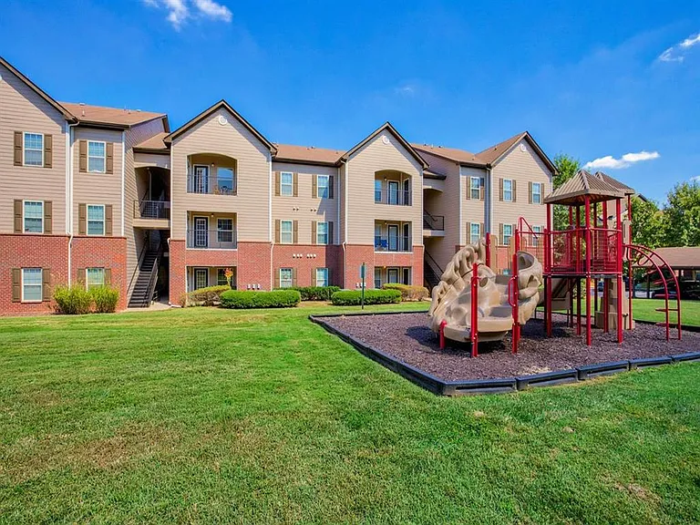 Parc at Clarksville — Photo 24