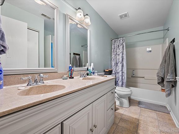 5th image of 2409 Hartfield Dr