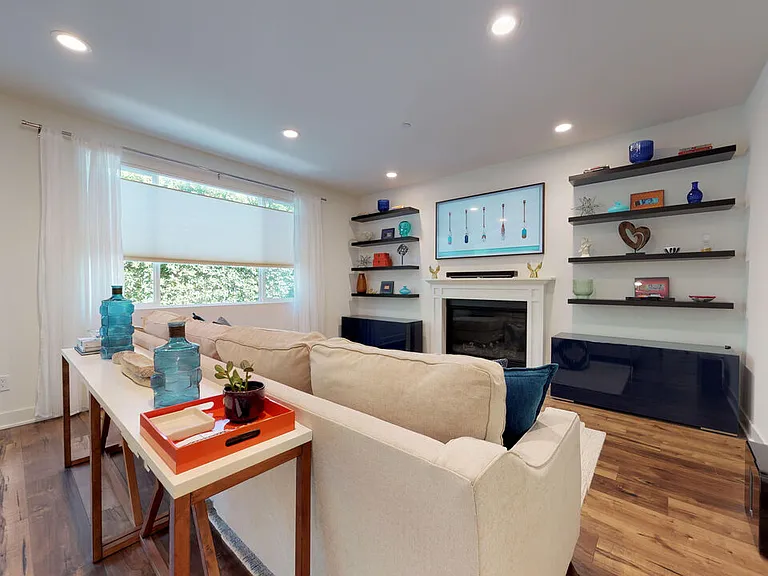 19725 Corbin Ln — Photo 6