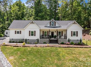 70 Jp Huggins Dr, Hendersonville, NC 28791