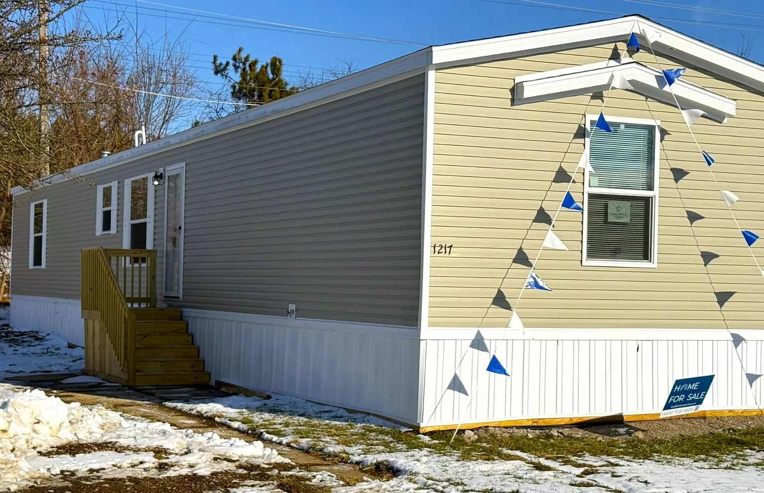 1217 Evergreen Ave W photo 1