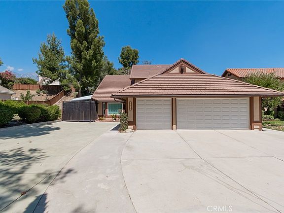 3rd image of 11718 White Mountain Ct