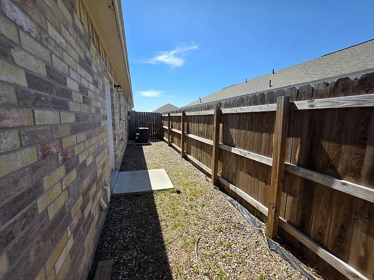 5005 N Hiawatha Dr #1 — Photo 16