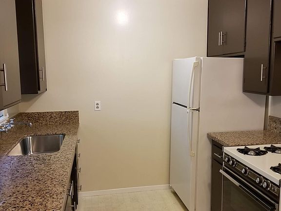 Kitchen full on view