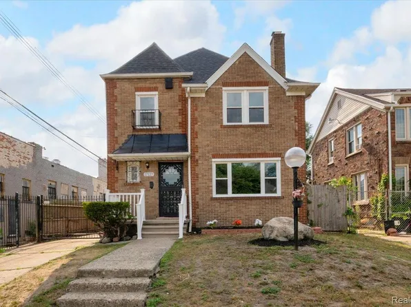 17127 San Juan Dr, Detroit, MI 48221