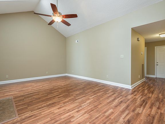 4th image of 8509 Islandic St