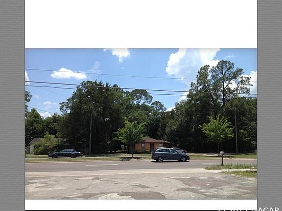 4th image of 2220 E University Ave