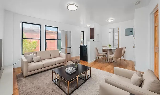 Rented by REAL New York | media 5