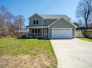 81 Fairhaven Dr, Springfield, MA 01151