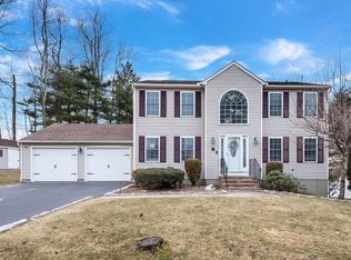 11 Sunnyside Rd, Auburn, MA 01501