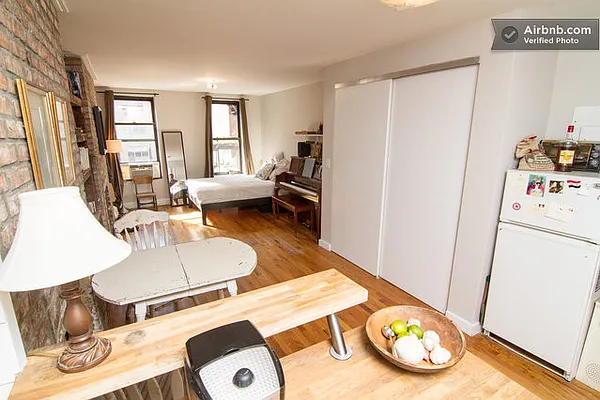 Rented by R New York | media 6