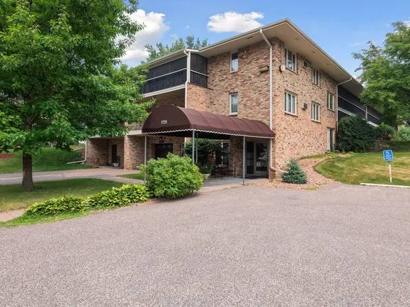 5725 Blake Rd S APT 202, Edina, MN 55436