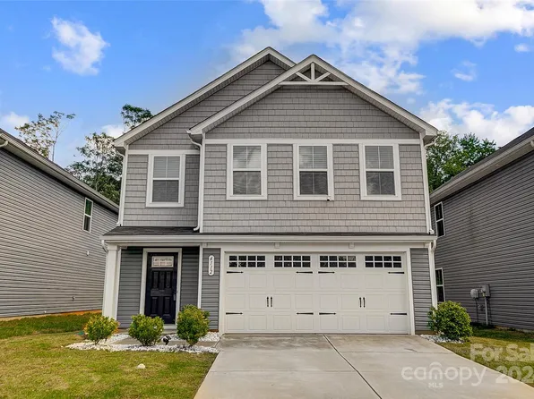 4112 Bowline Dr, Charlotte, NC 28269
