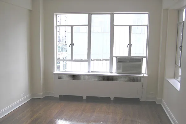 Rented by Corcoran | media 15