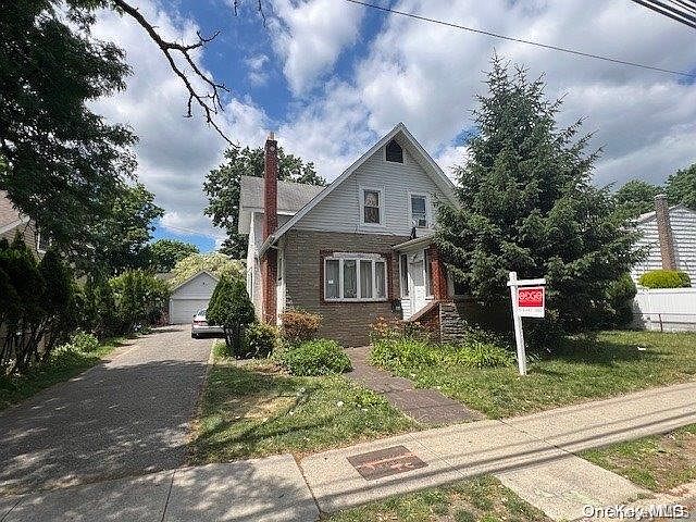 1st image of 1420 Grand Avenue