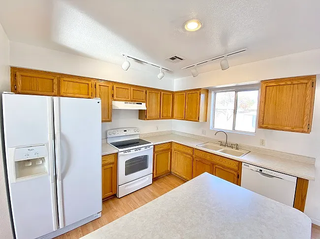 4274 W 21st Pl — Photo 5
