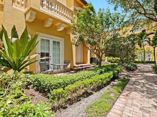 400 NE 69th Cir, Boca Raton, FL 33487