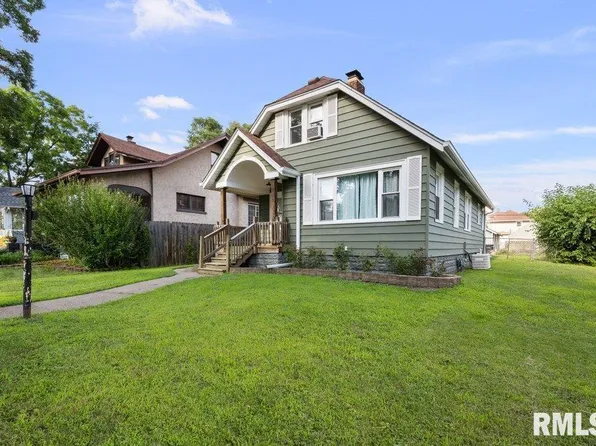 1517 35th St, Rock Island, IL 61201