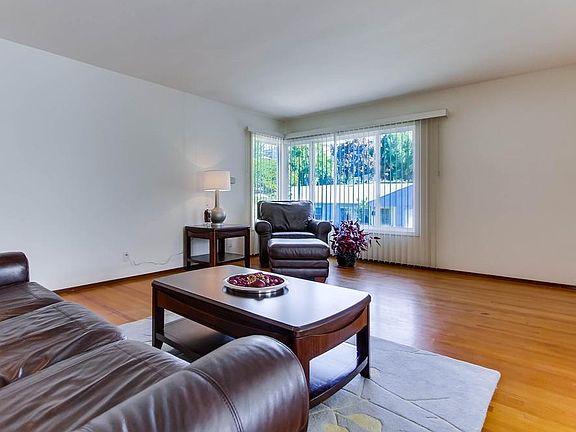 5th image of 4314 Bonillo Dr