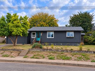 304 2nd St, Gaston, OR 97119