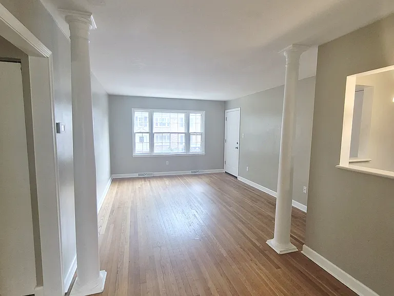 2404 Barracks Ct #1 — Photo 9