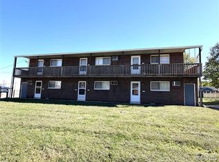 4 Orlando Pl, Fairview Heights, IL 62208