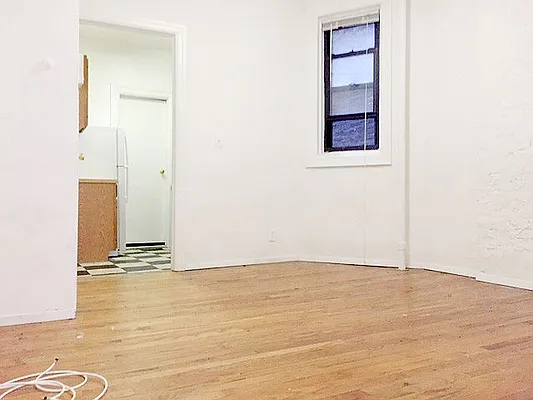 Rented by AJ Clarke | media 10