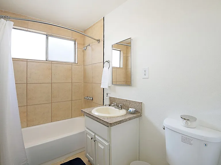 15735-15743 Eucalyptus Ave — Photo 15