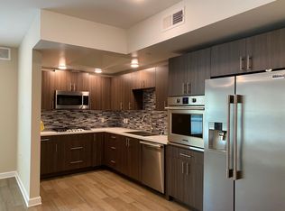 10850 Bloomfield St UNIT 205, Toluca Lake, CA 91602