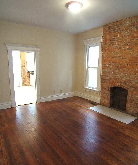 1358 Neil Ave — Photo 10