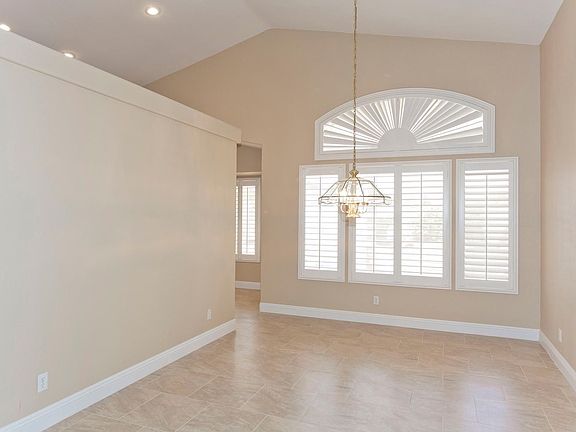 5th image of 5371 Sharon Marie Ct