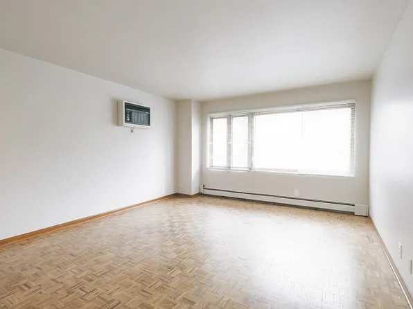 825 Washington St #5, Lincoln, NE 68502