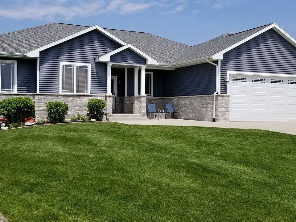1st image of 620 Hillside Ct