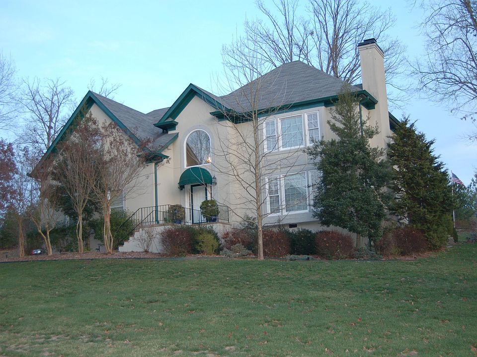 1st image of 7028 River Run Dr