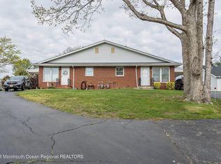 16B Magnolia Rd #1A, Manahawkin, NJ 08050