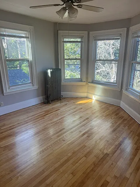 2 bed, 800 sqft, $1,975 — Photo 3