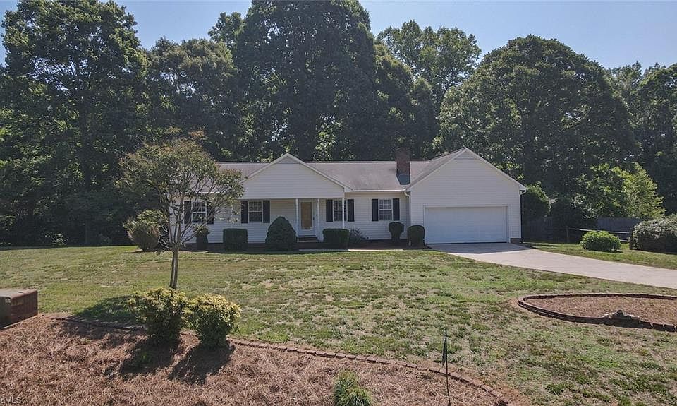 1st image of 265 Rolling Green Dr