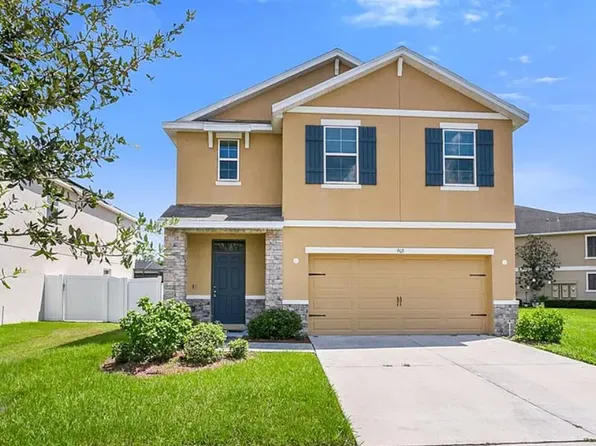 903 Ashentree Dr, Plant City, FL 33563