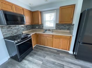 320A Church St, North Syracuse, NY 13212