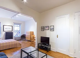 Rented by Park Avenue Properties