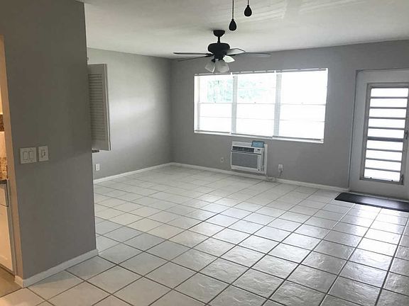 4th image of 287 Farnham Cres #287-L