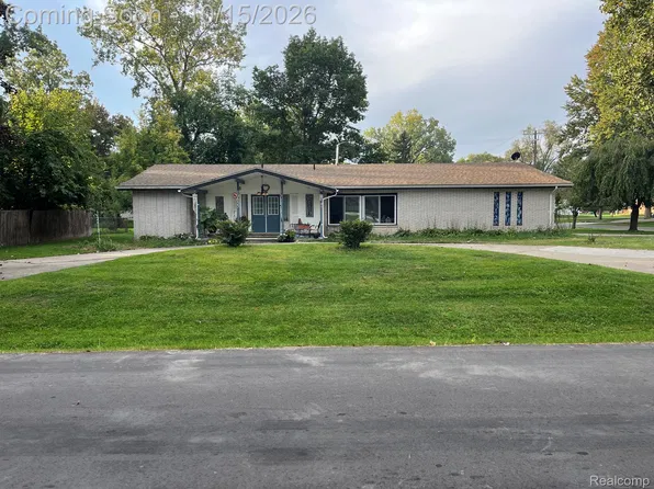 19655 Saxton Ave, Southfield, MI 48075