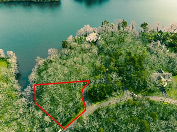 30 Glen Eagles Dr, Gordonsville, VA 22942