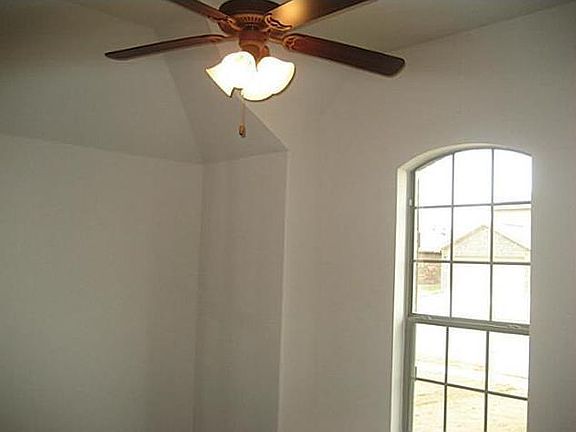 5th image of 11912 Cape Cod Springs Dr